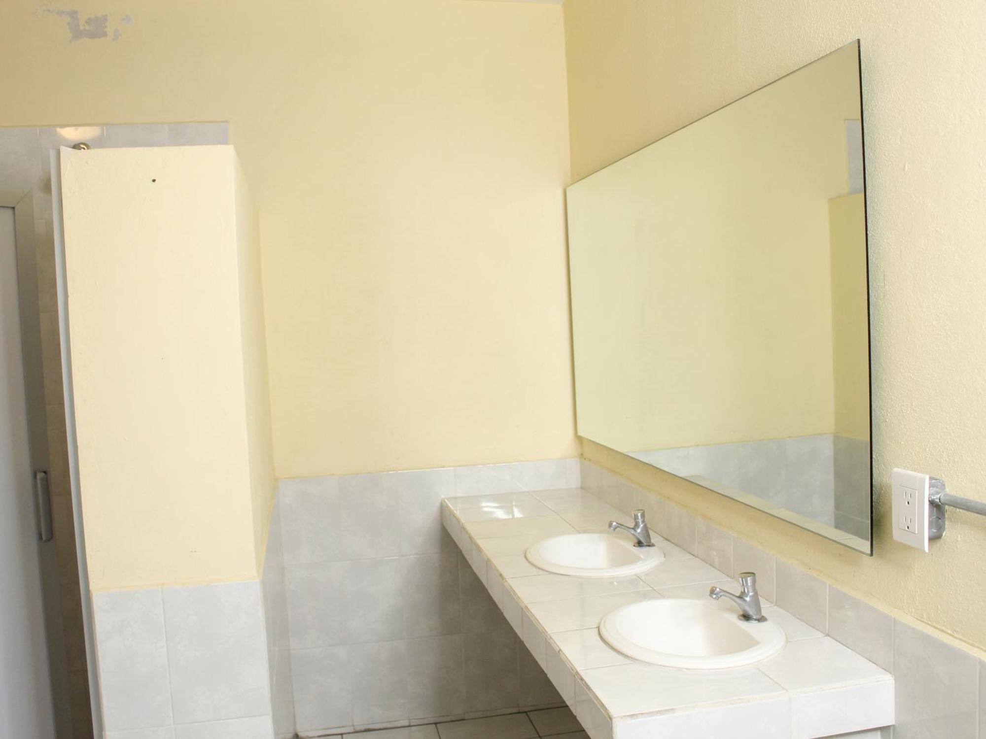 Hostal La Loteria Γκουανταλαχάρα Εξωτερικό φωτογραφία