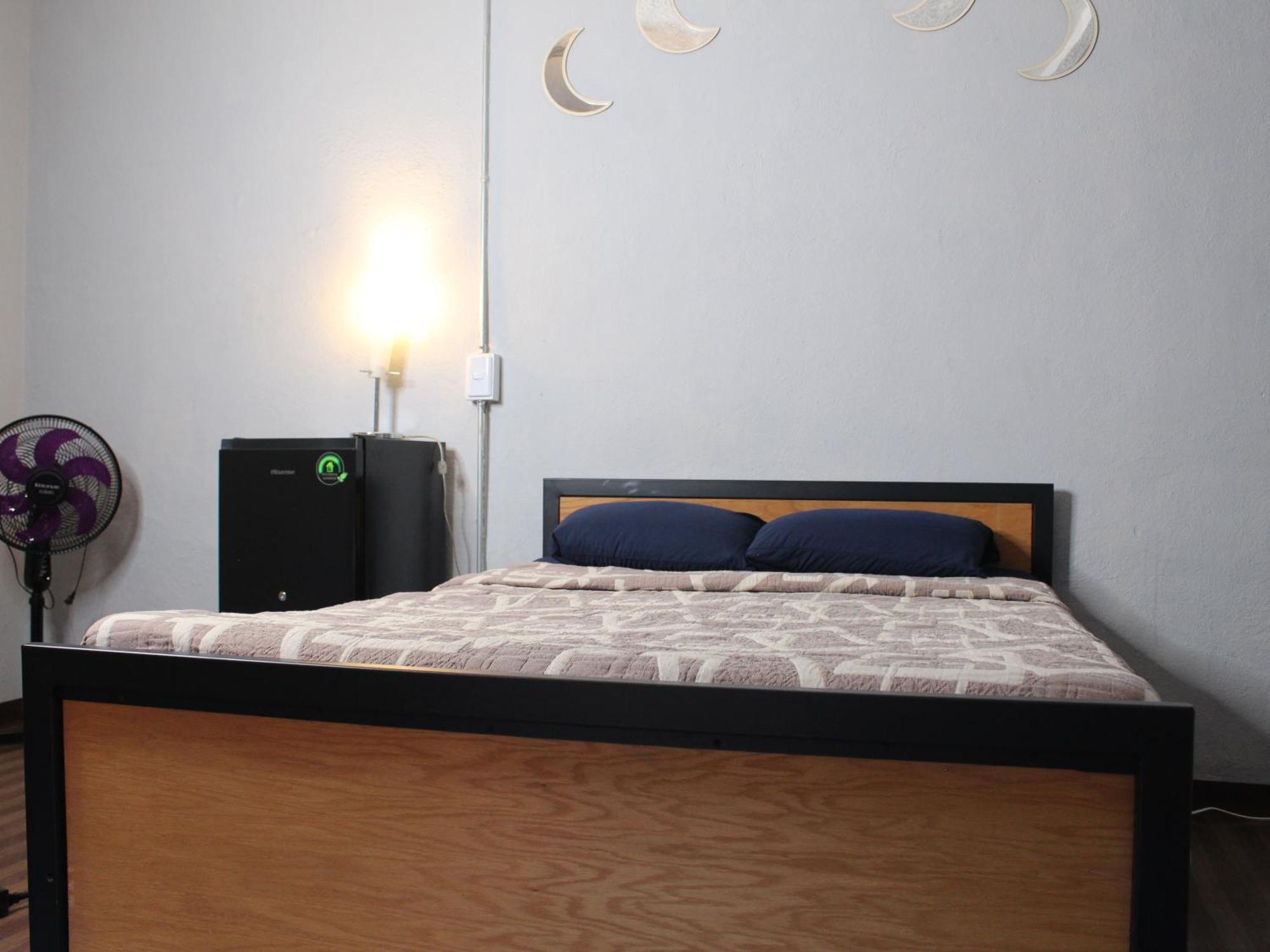 Hostal La Loteria Γκουανταλαχάρα Εξωτερικό φωτογραφία